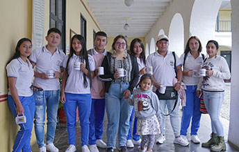 Bachilleres de El Patía exploran oportunidades de vida en UNIMAYOR.