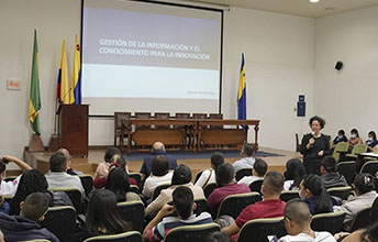 UNIMAYOR realizó destacadas conferencias internacionales sobre emprendimiento e innovación.