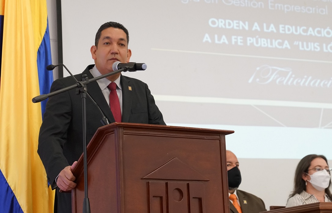 Reconocimiento de Mineducación a UNIMAYOR 01