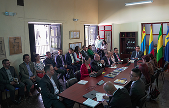 Exitosa visita del CNA para Acreditación Institucional en Alta Calidad.