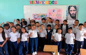 Con trabajo social estudiantes UNIMAYOR fortalecen procesos educativos en Popayán.