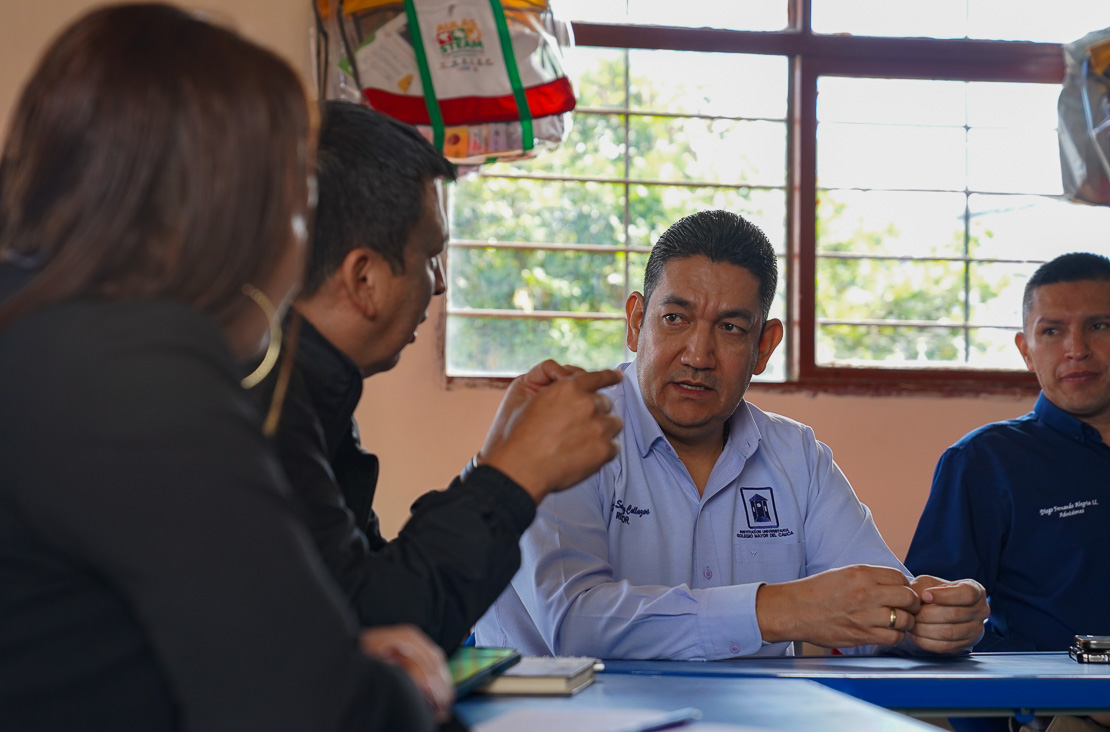 Academia y Alcaldía de Piendamó 01