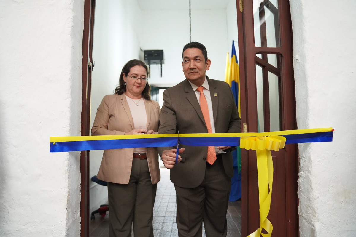 Nueva sede UNIMAYOR 01