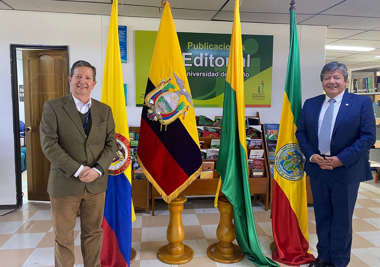 REDEC otorga reconocimiento a UNIMAYOR 01