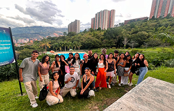 Positiva Salida pedagógica de estudiantes UNIMAYOR a Medellín.
