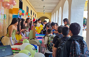 ‘PEXI FEST 2025’: una muestra del compromiso de UNIMAYOR con la formación en el idioma inglés.