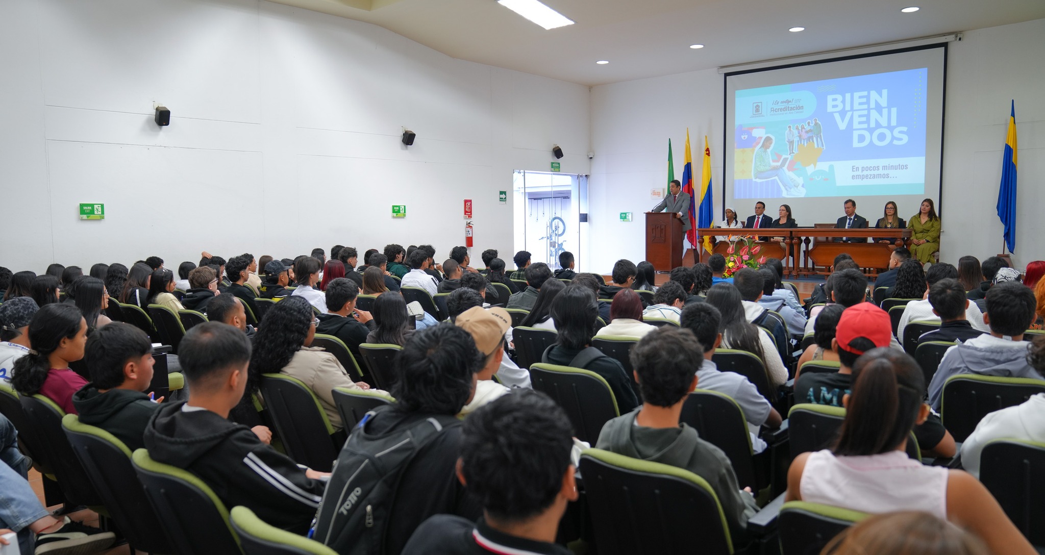 Estudiantes nuevos IIP 2025 01