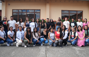 Jóvenes del centro del Cauca construyen su futuro con UNIMAYOR en segunda cohorte de Gestión Empresarial.