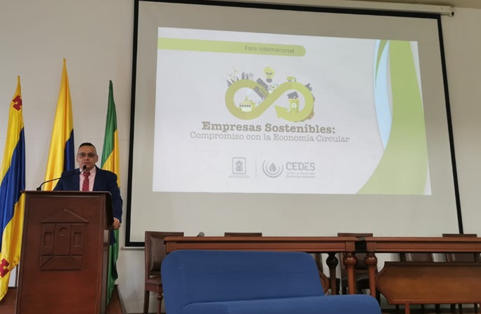 CEDES impulsa el desarrollo académico 03