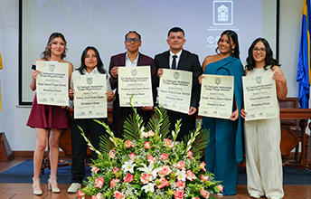 218 nuevos profesionales UNIMAYOR preparados para impulsar el futuro del País.