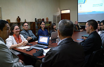Trabajando por la calidad de la educación superior en UNIMAYOR.